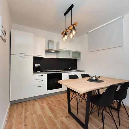 アパート Dolce ザダル